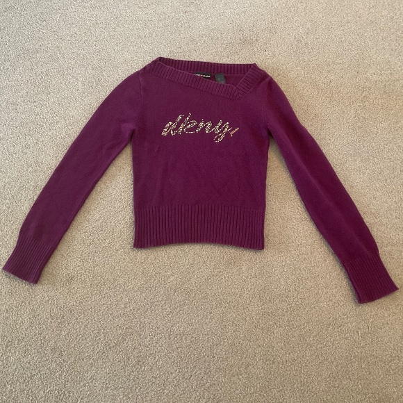 Size Small, bust up to 30” inches, dkny sweater bejeweled or embellishments - Picture 1 of 8